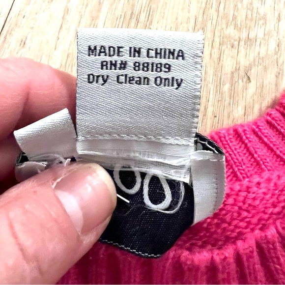 Lilly Pulitzer Sewn Patch Sweater - Picture 4 of 5